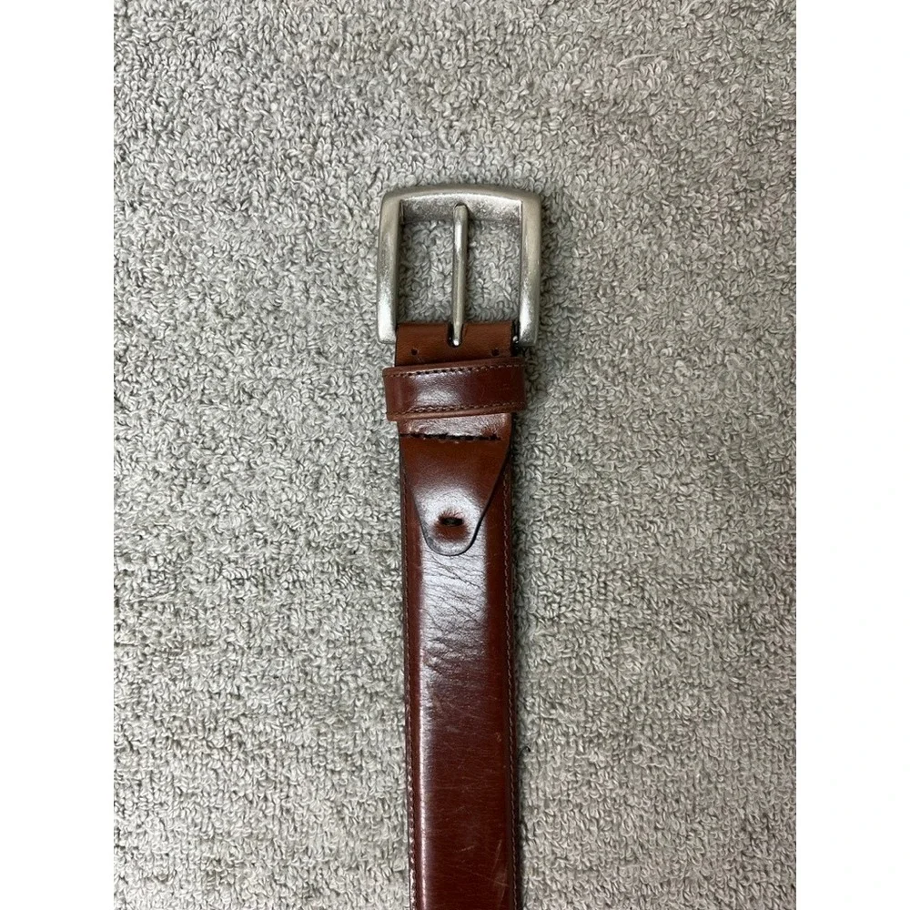 Johnston & Murphy Mens Brown Leather Dress Belt Silver Buckle Size 36 21-31801